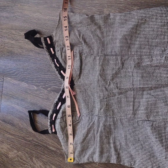 Gingham Coquette Cami - Picture 7 of 8